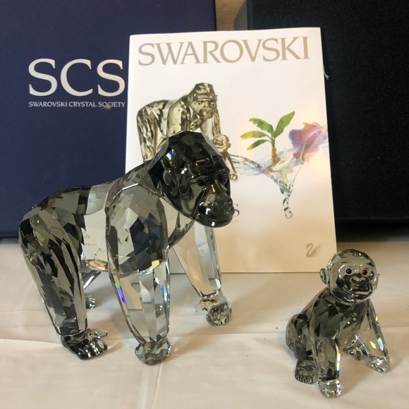 Swarovski Gorillas Endangered Wildlife series Parent & baby original box and COA - Picture 2 of 10